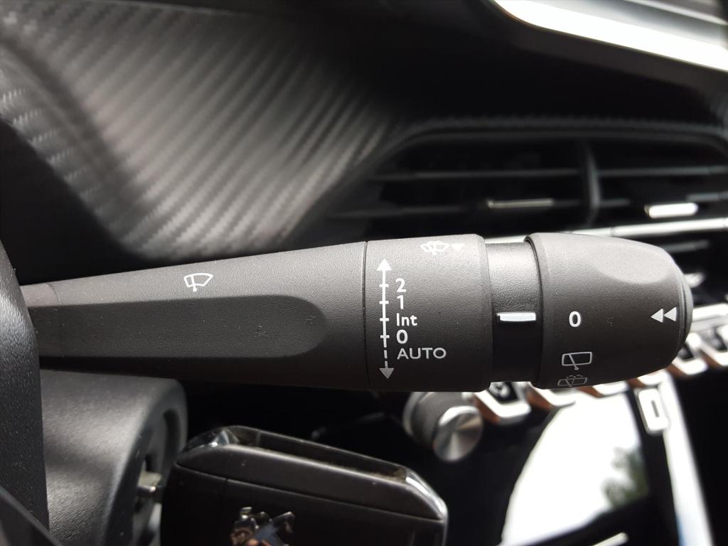 Peugeot 208 allure 1.2-100pk apple carplay & android auto | navi | cruise &
