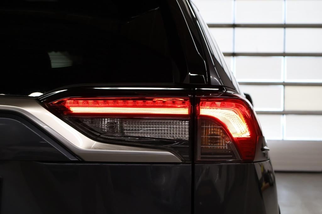 Toyota Rav4 2.5 hybrid dynamic| camera| adap.cruise| keyless