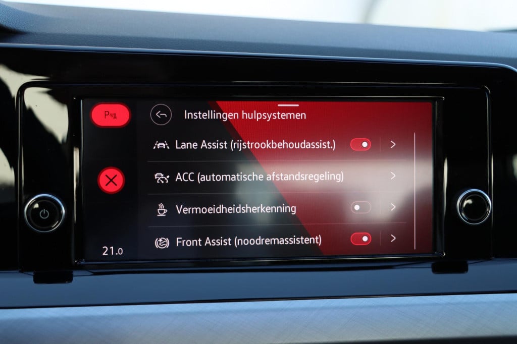 Volkswagen Golf 1.0 tsi life 110pk