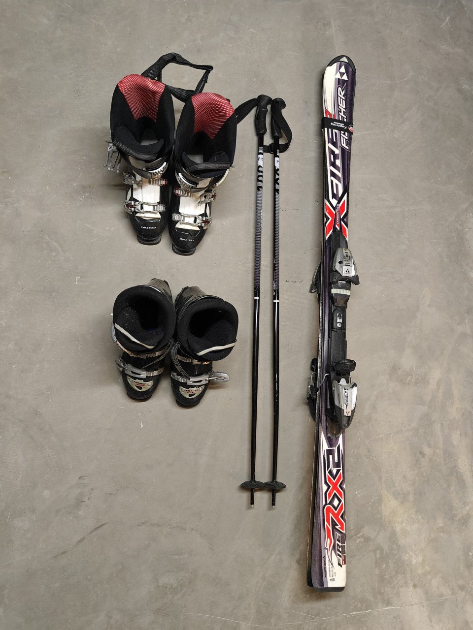 Skies, stokken & Skischoenen