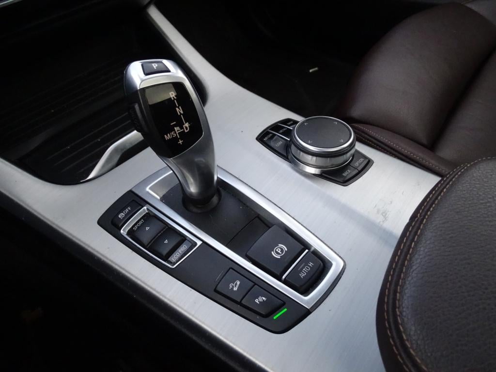 BMW X3 xdrive20i centennial high executive m-sportpakket | pano | 19"