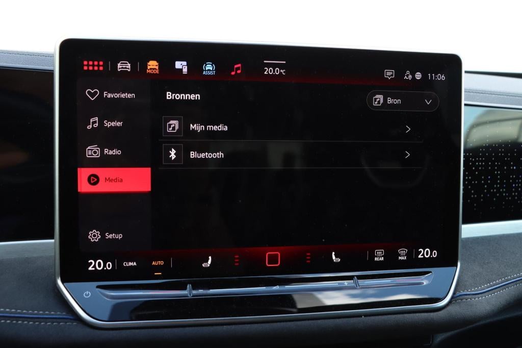 Volkswagen Passat variant 1.5 etsi r-line business dsg7 150pk ergo stoel | 