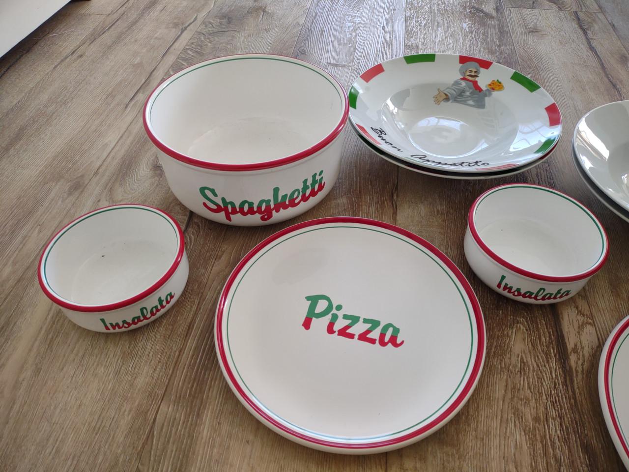 Prachtig compleet pasta en pizza servies, Italiaans servies.