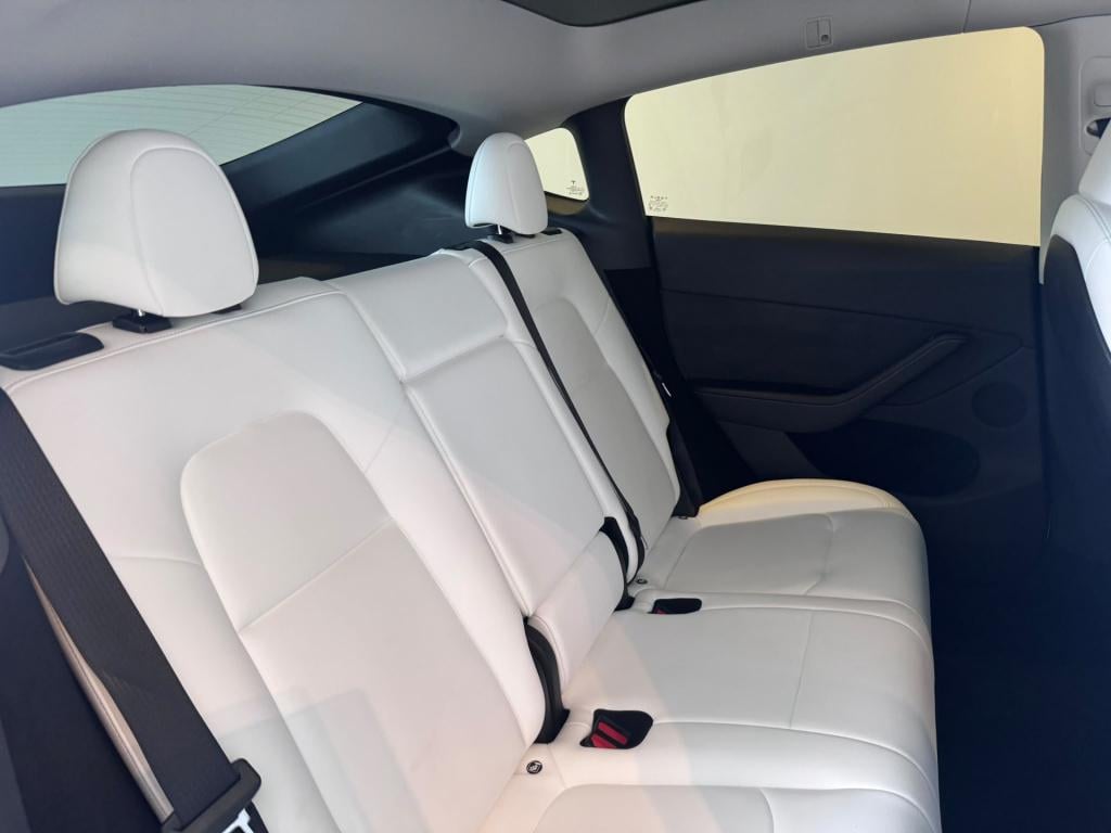 Tesla Model Y rwd 58 kwh / soh 98%