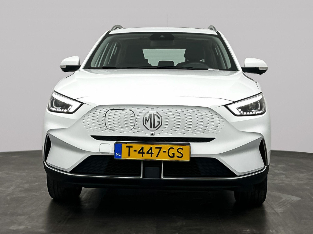 MG Zs-ev standard range luxury 50 kwh | wltp 320km | panorama/schuif-kantel
