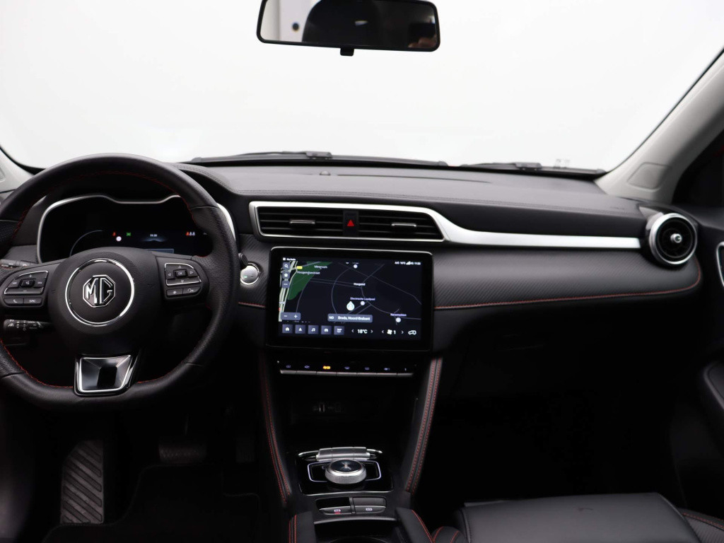 MG Zs-ev standard range luxury 50 kwh | navigatie | led | camera | apple ca