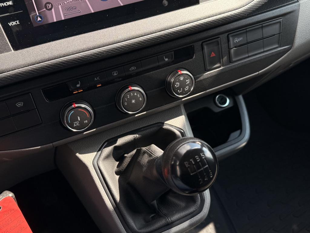 Volkswagen Transporter 2.0 tdi l2h1 28 comfortline t6 | 150pk | 6bak | navi