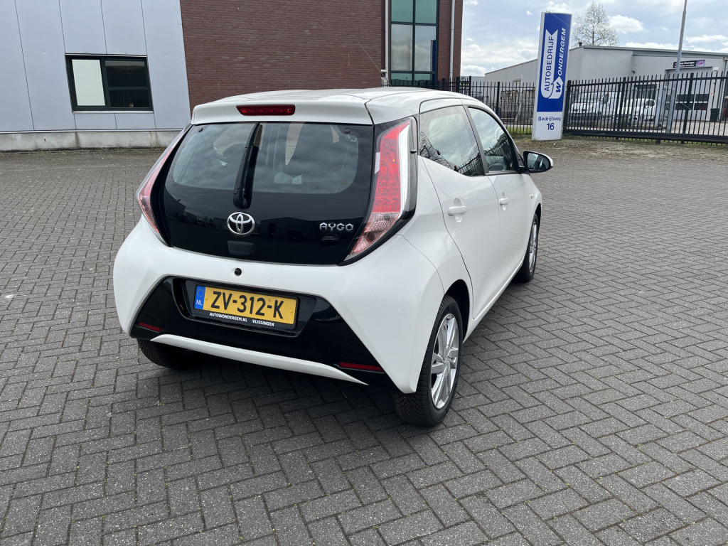 Toyota Aygo 1.0 vvt-i x-wave