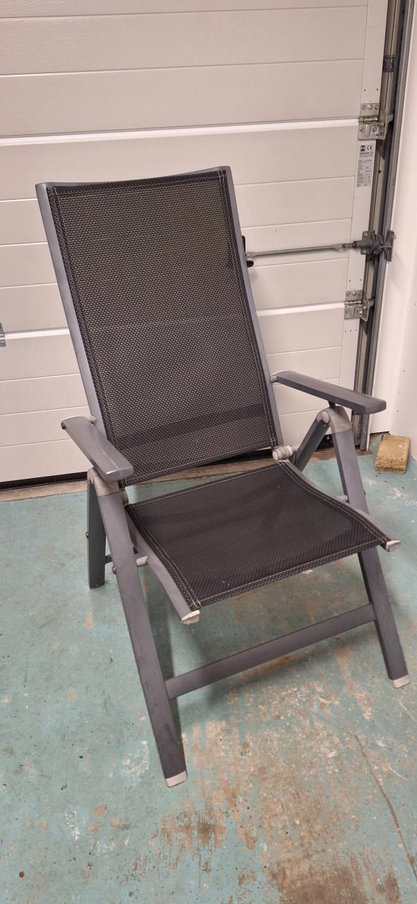 6 gebruikte tuinstoelen