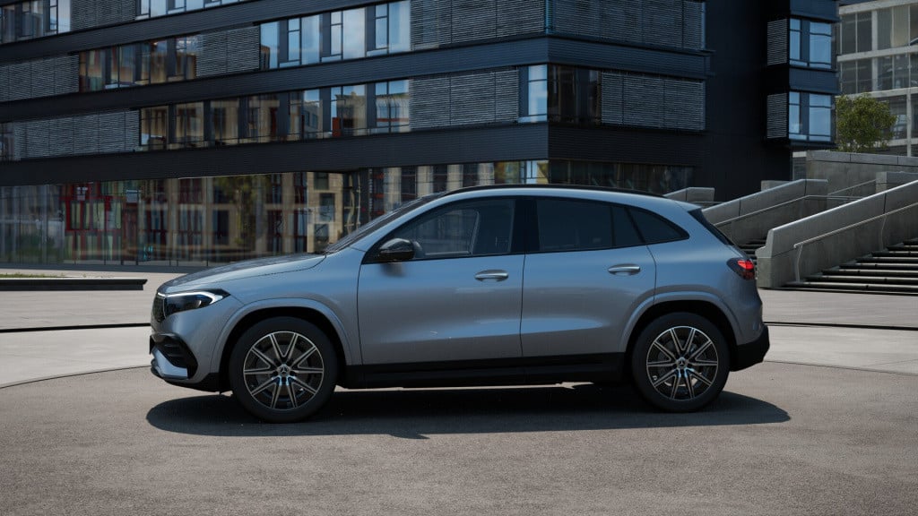 Mercedes-Benz Eqa 250+ business solution amg 71 kwh | trekhaak | nightpakke