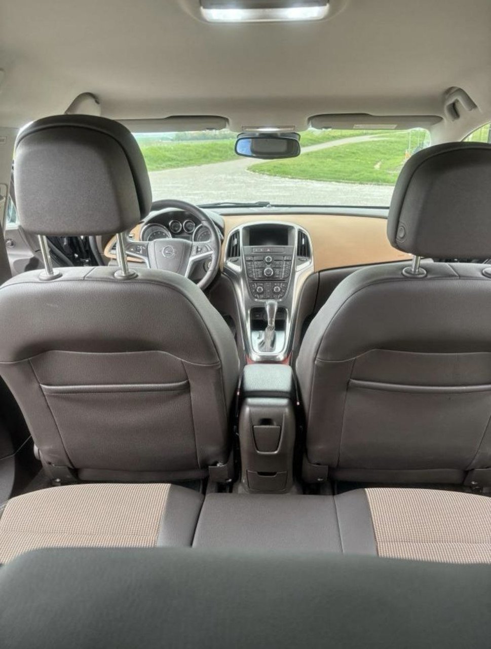 Luxe Opel Astra 1.6 Turbo Sports Tourer Automaat