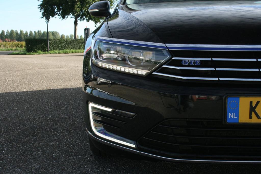 Volkswagen Passat variant 1.4 tsi gte connected series plus