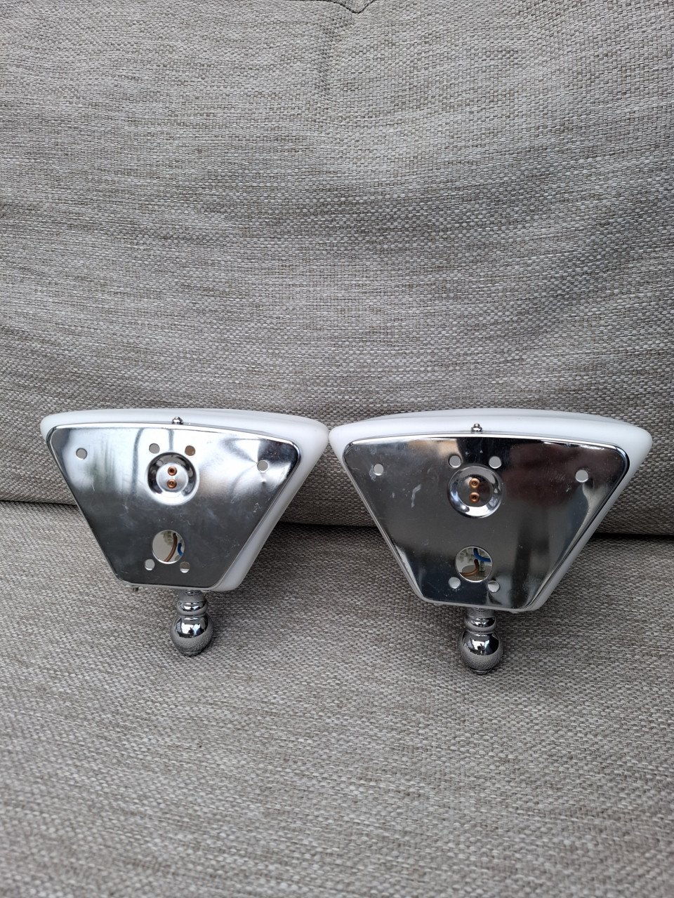 2x vintage wandlampen.