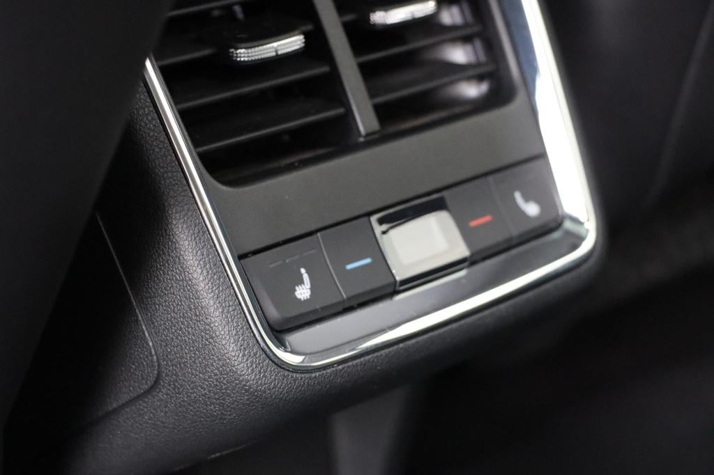 Skoda Enyaq Iv 80 limited edition plus 204pk