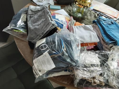 Heel veel meisjes kleding mt xs ook nieuw