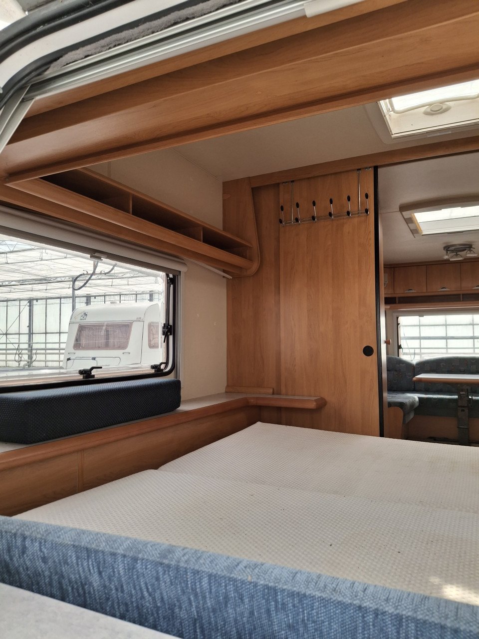 Caravan Hobby 560 UF Excellent uit 2006