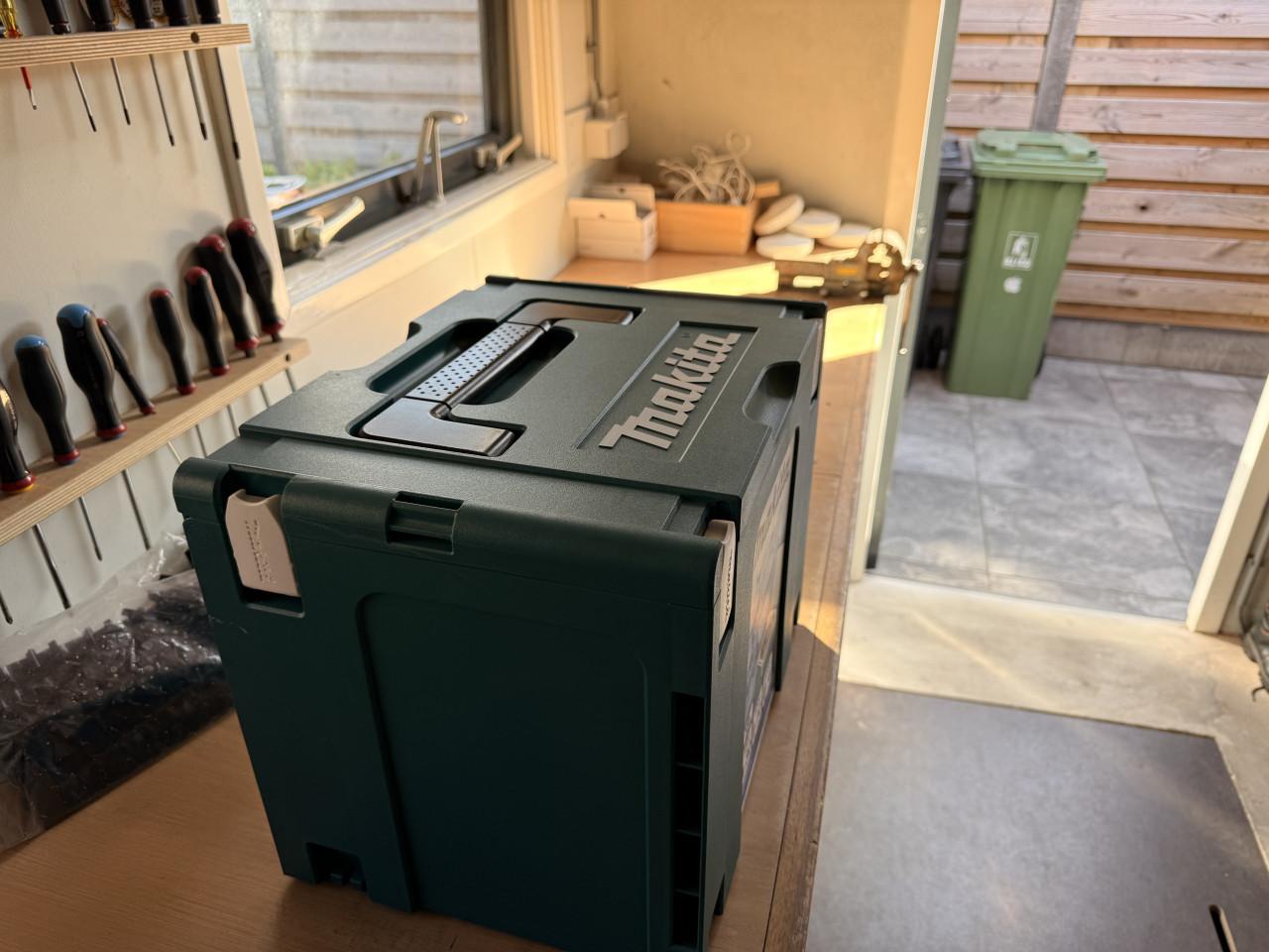 Makita Accessoires CoolMbox koelbox - 18 liter