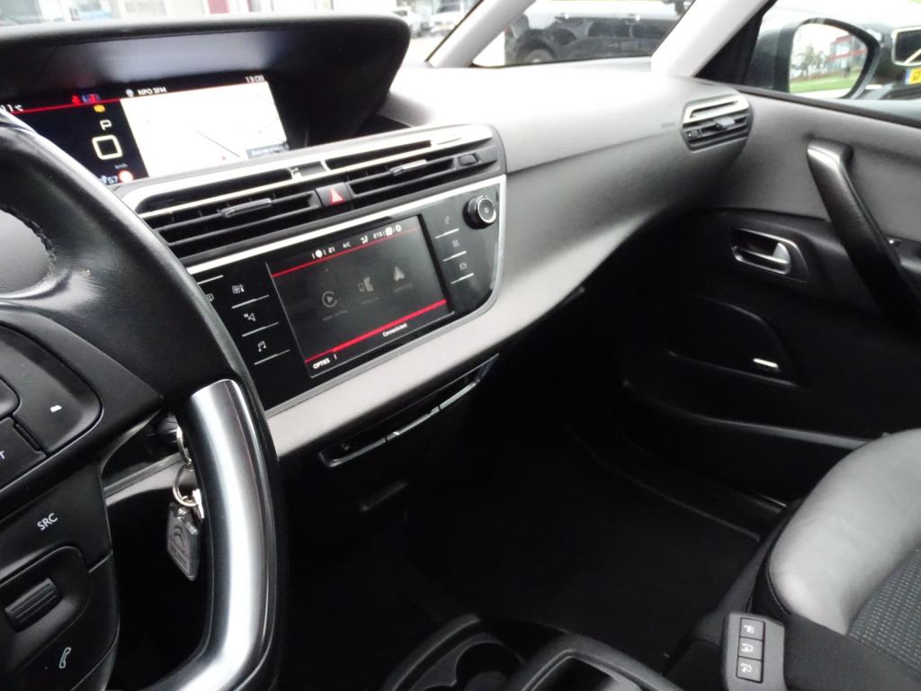 Citroen C4 Picasso 1.2 puretech shine automaat | camera | trekhaak