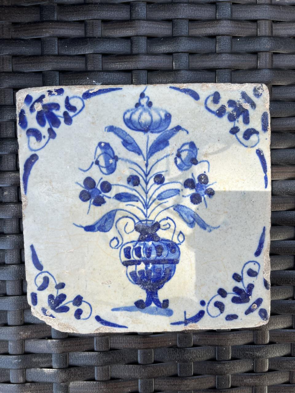 Set van 4 Antieke Handgeschilderde Tegels