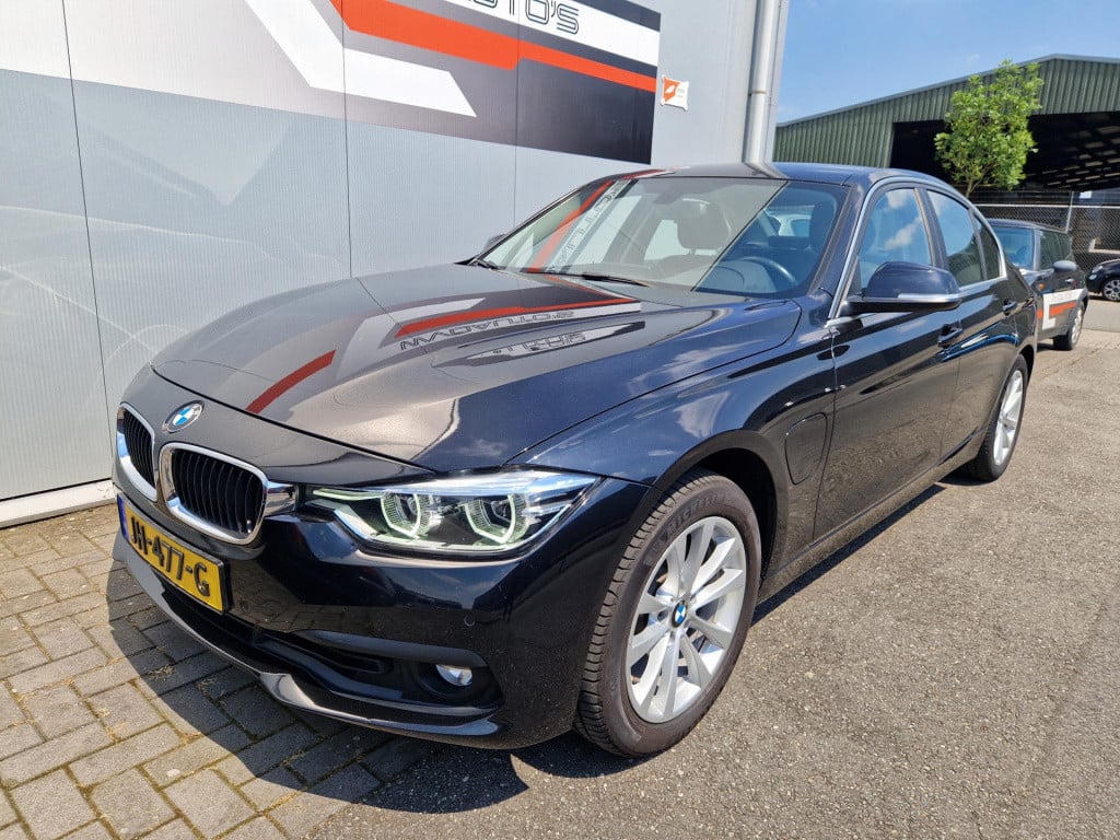 BMW 3-serie 330e centennial high executive