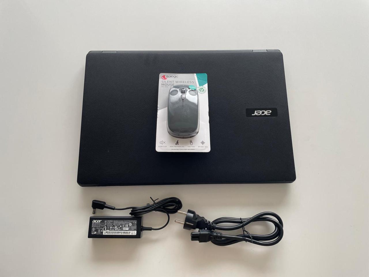 Acer 17 inch | Windows 11 SSD Office en nieuwe accu + muis