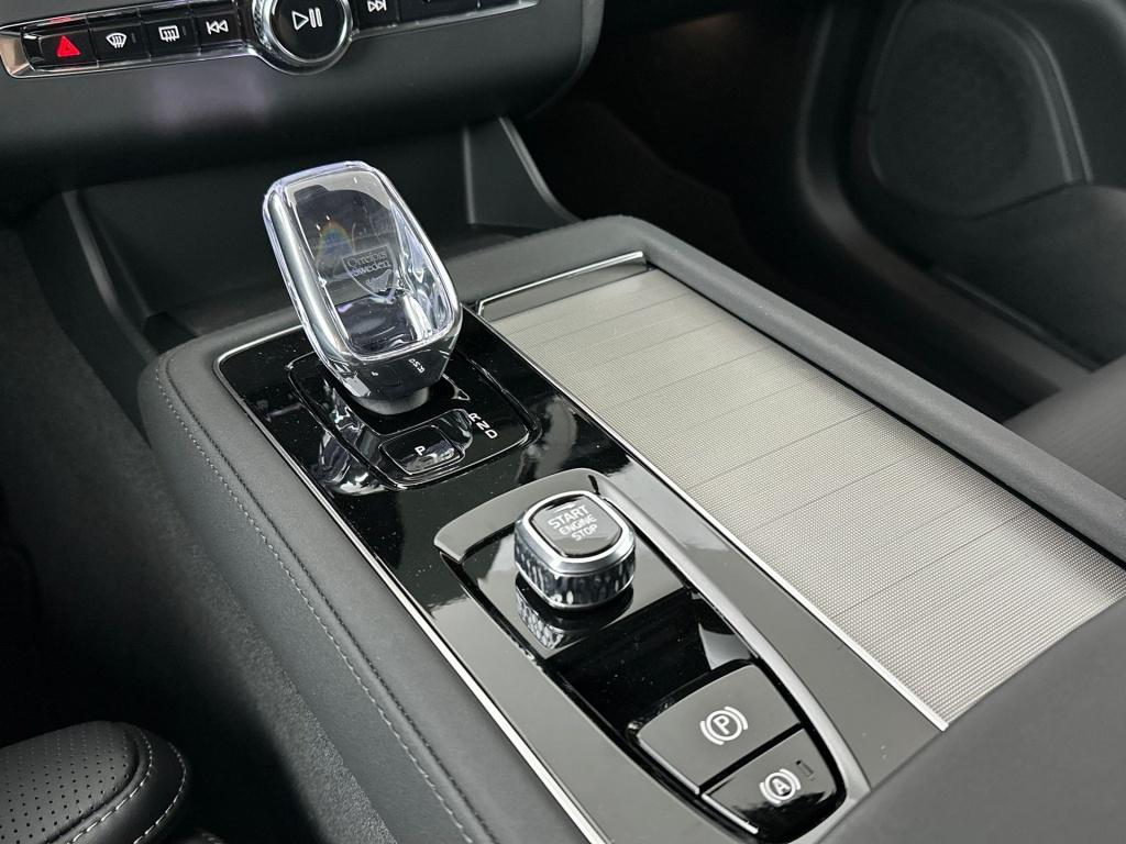Volvo XC90 t8 awd gt ultra black edition bowers wilkins