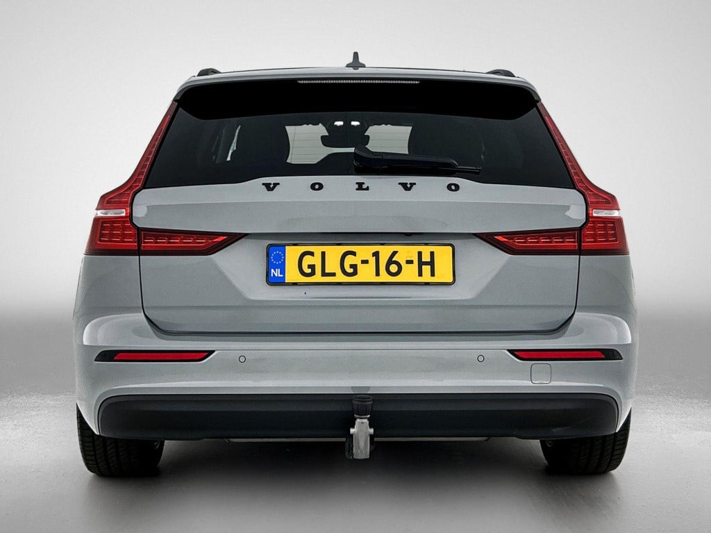 Volvo V60 2.0 b3 core | automaat | navigatie | climate control | camera | p