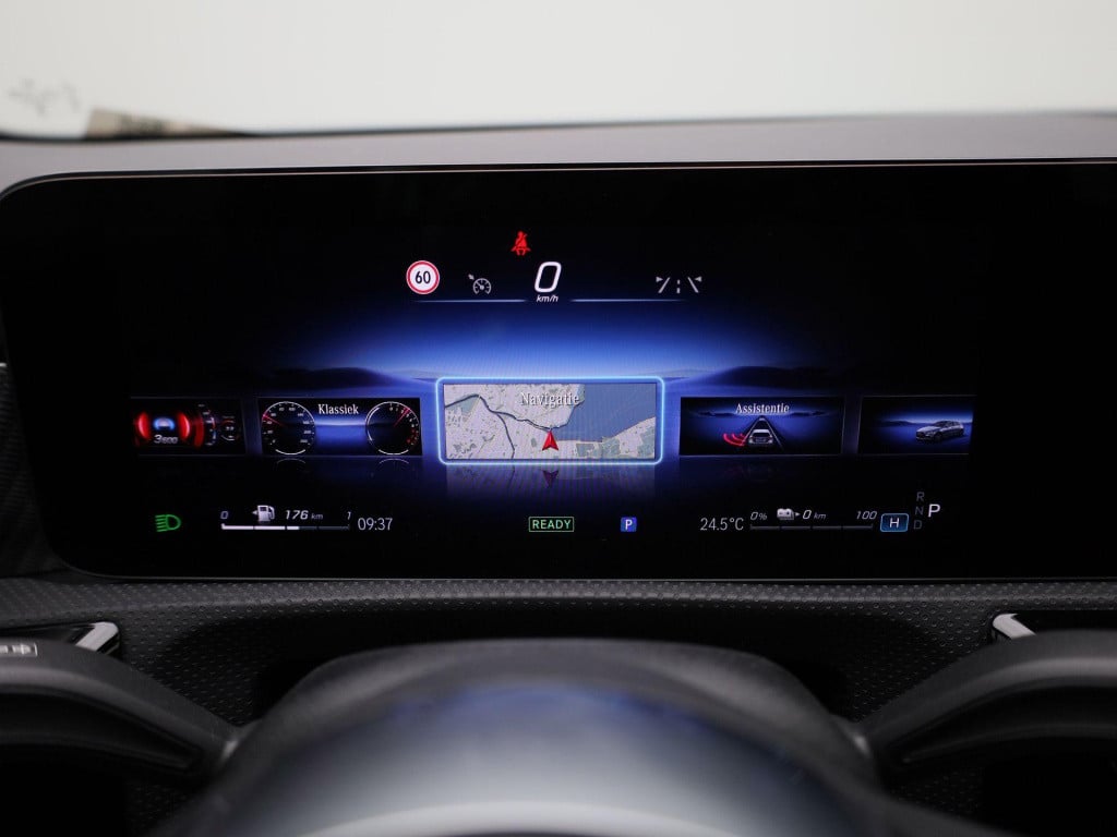 Mercedes-Benz A-Klasse 250 e luxury line | automaat | lmv | half leder | vi