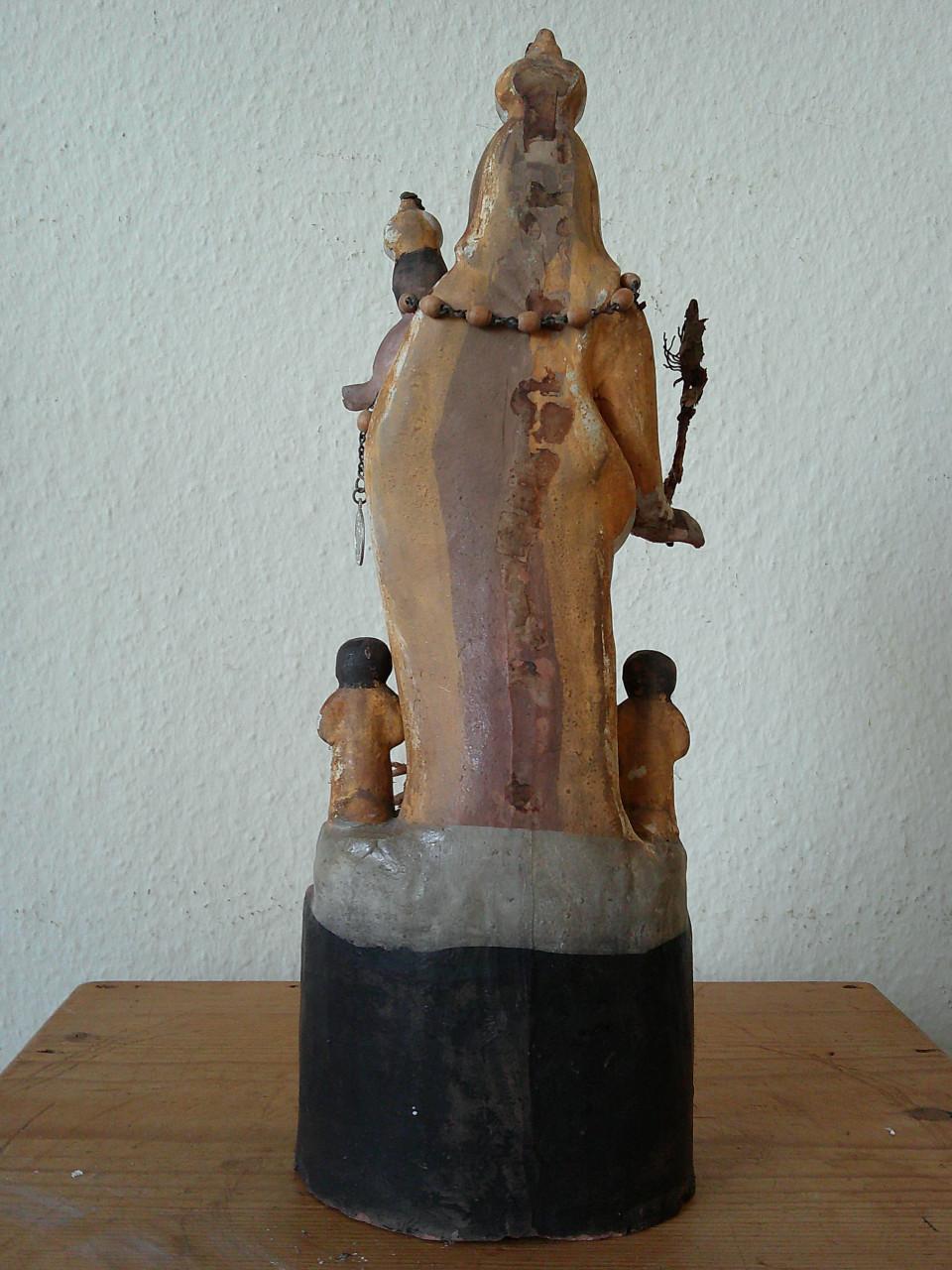 VERGULD SPAANS TERRA COTTA  VROEG 19DE EEUW.