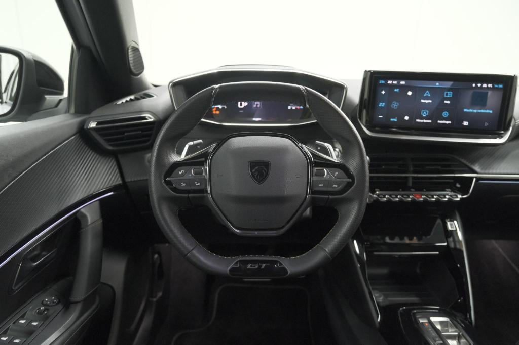 Peugeot 2008 puretech 130 eat8 gt | 360 camera | adaptieve cruise control |