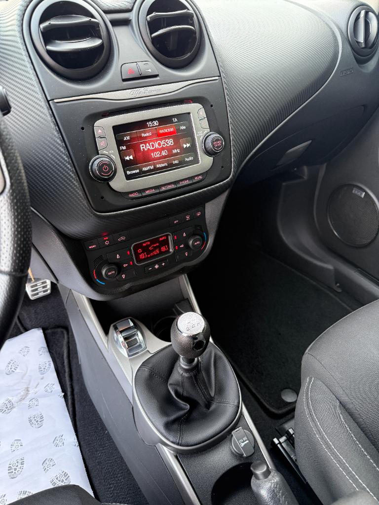 Alfa Romeo MiTo 1.4t - sbk - lage kmstand