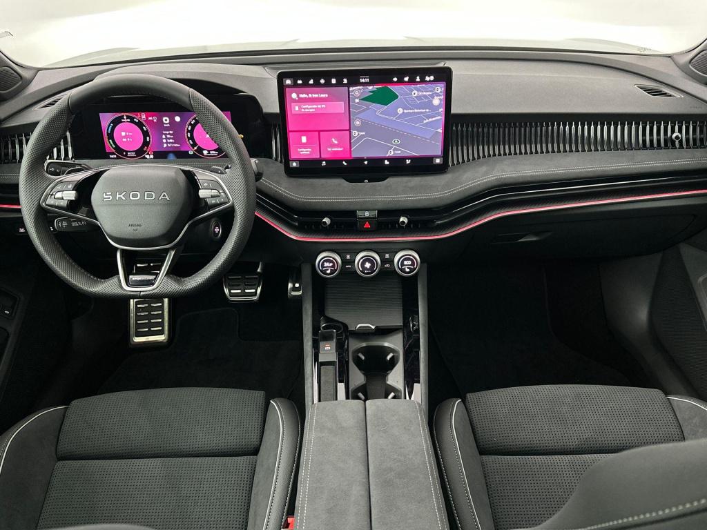 Skoda Superb sportline business 1.5 tsi phev 150 kw / 204 pk co