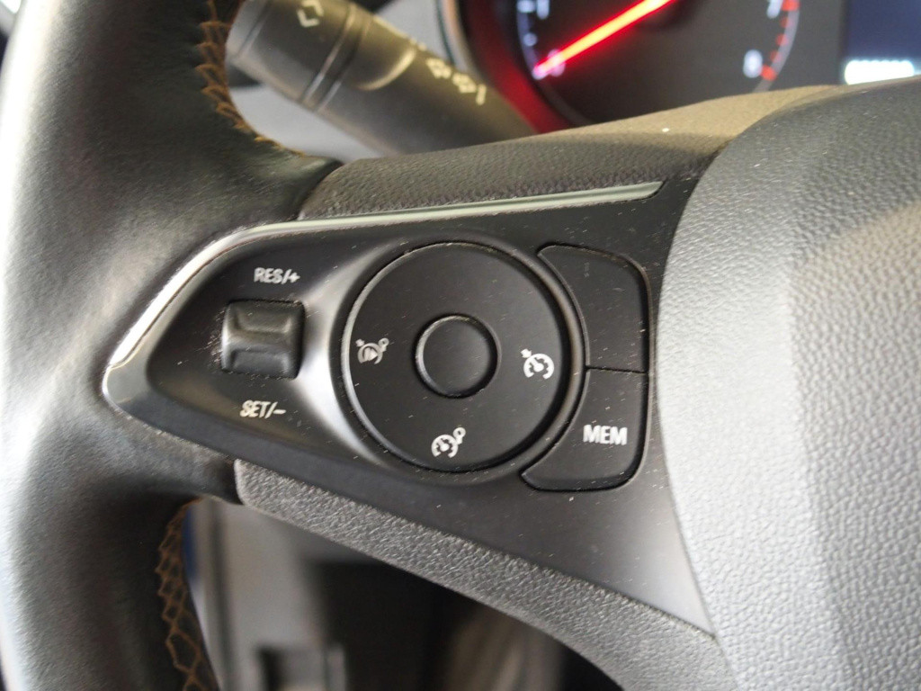 Opel Crossland X 1.2 turbo innovation nl auto, keyless, cruise, appconnect,