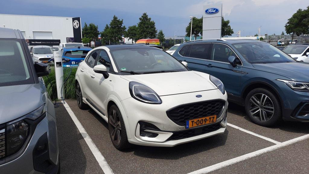 Ford Puma 1.0 ecoboost st-line x winter pack - pano dak - adapt. cruise con