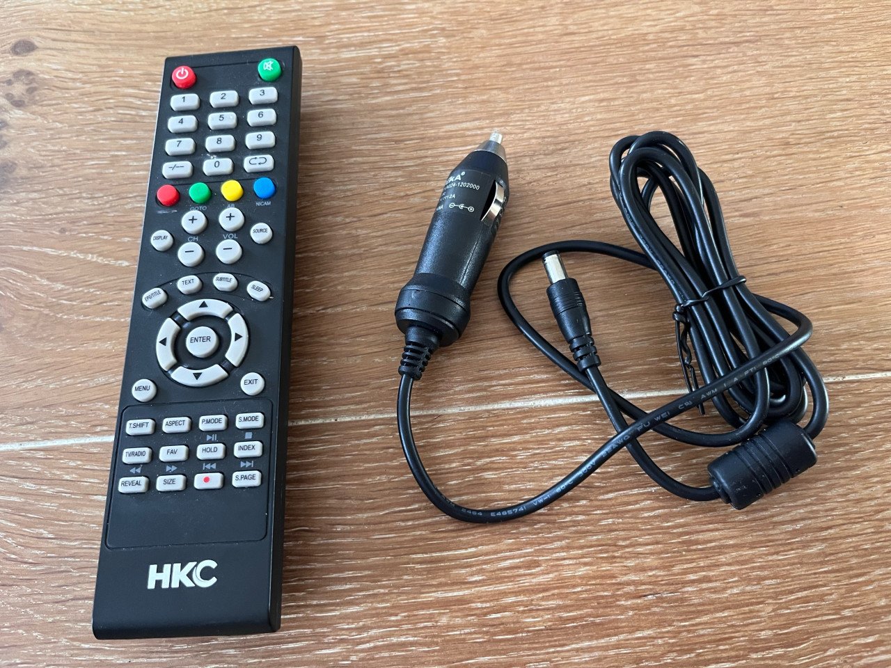 Digitale kleuren televisie voor in de camper, nieuwstaat!
