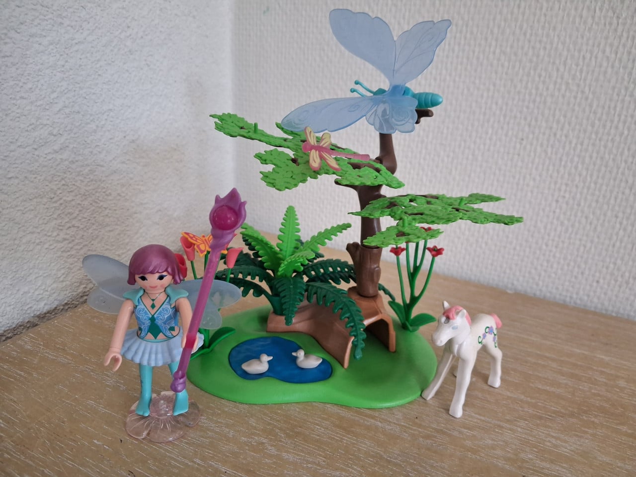 Playmobil fee en 1 hoorn bij vijver setnr 5450