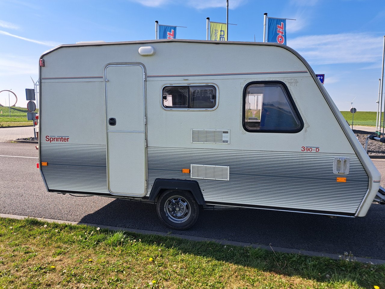 Beyerland 390-D caravan