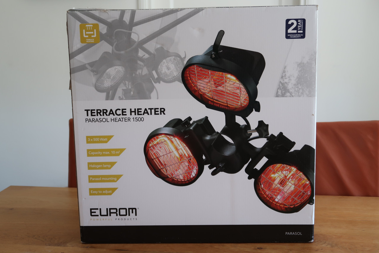 Eurom Parasol heater 1500, elektrische terrasverwarmer, is nieuw voor€50,00