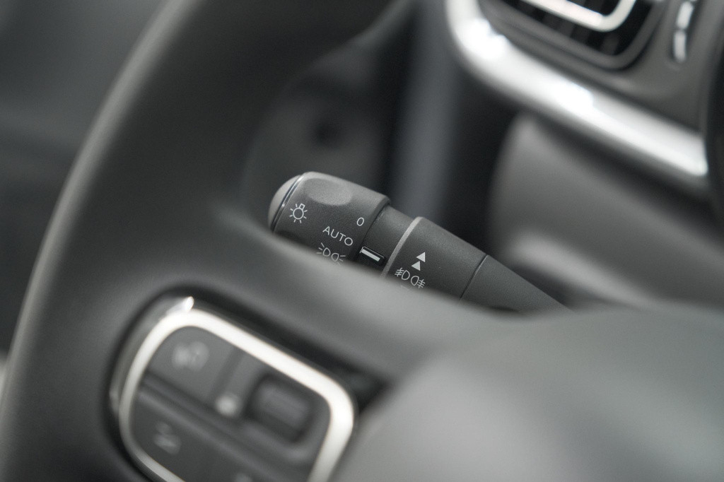 Citroen C3 puretech 110 eat6 max | apple carplay | parkeersensoren | climat