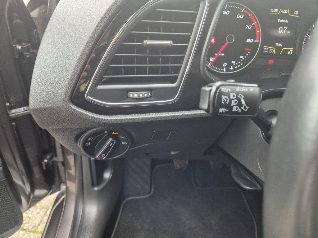 Seat Leon 1.0 ecotsi style connect 5-drs