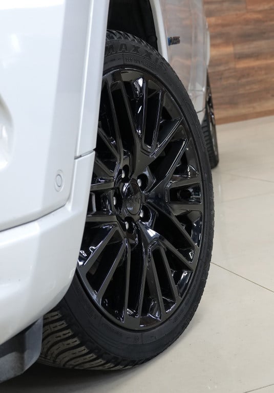 Jeep Compass 4xe 240 | pano | acc | led | 360' camera |