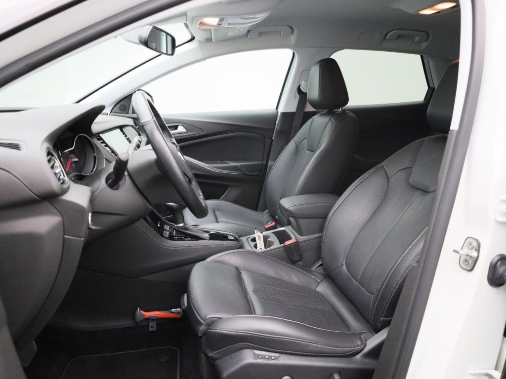 Opel Grandland X 1.2 turbo business elegance | automaat | lmv | parkeer sen