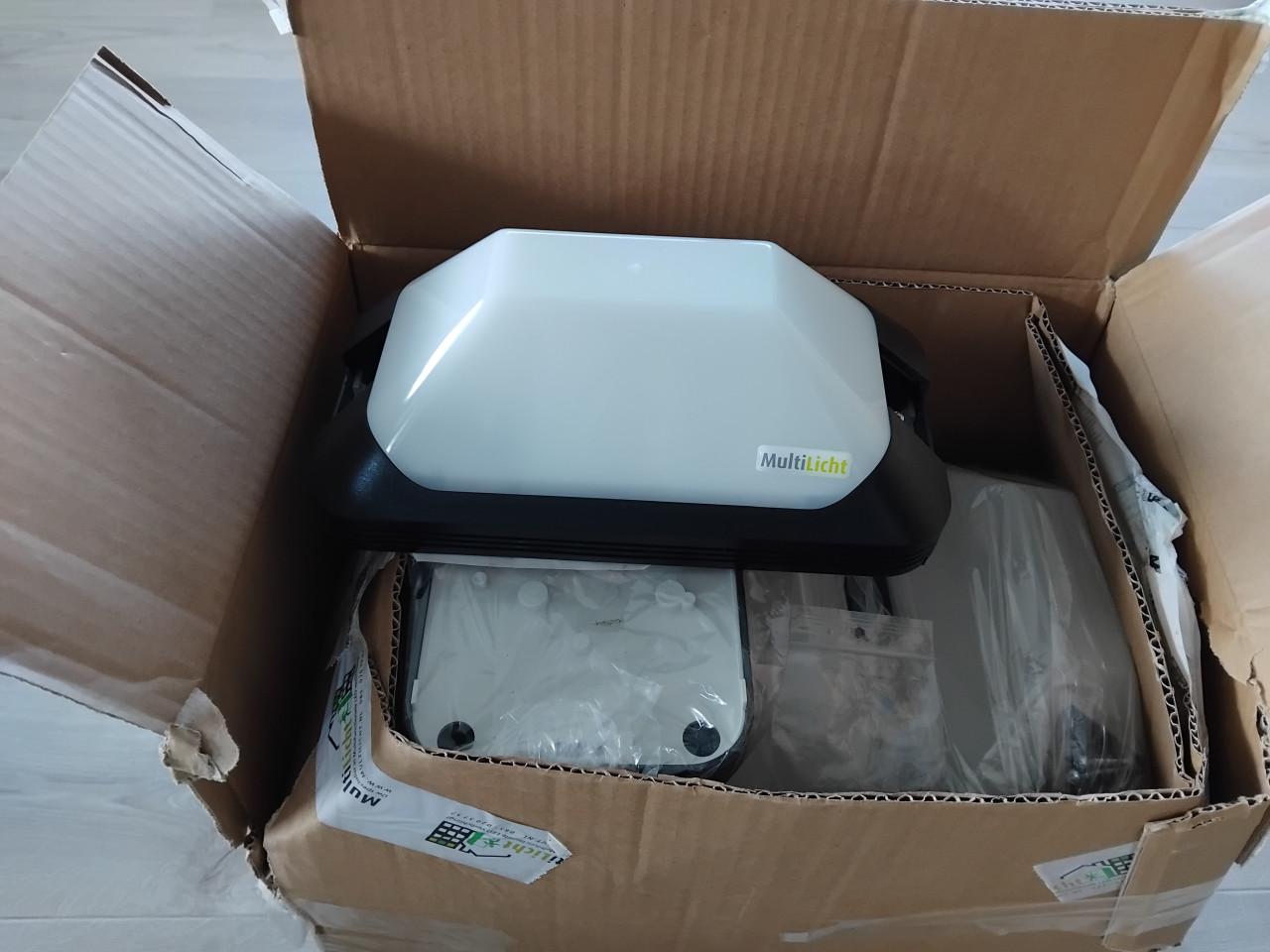 Partij buitenverlichting. LED Wandlamp 10 stuks. Per stuk 55 euro