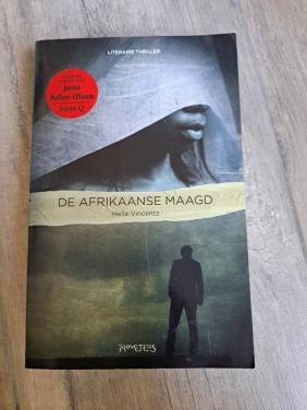 Thriller De Afrikaanse maagd van Helle Vincentz