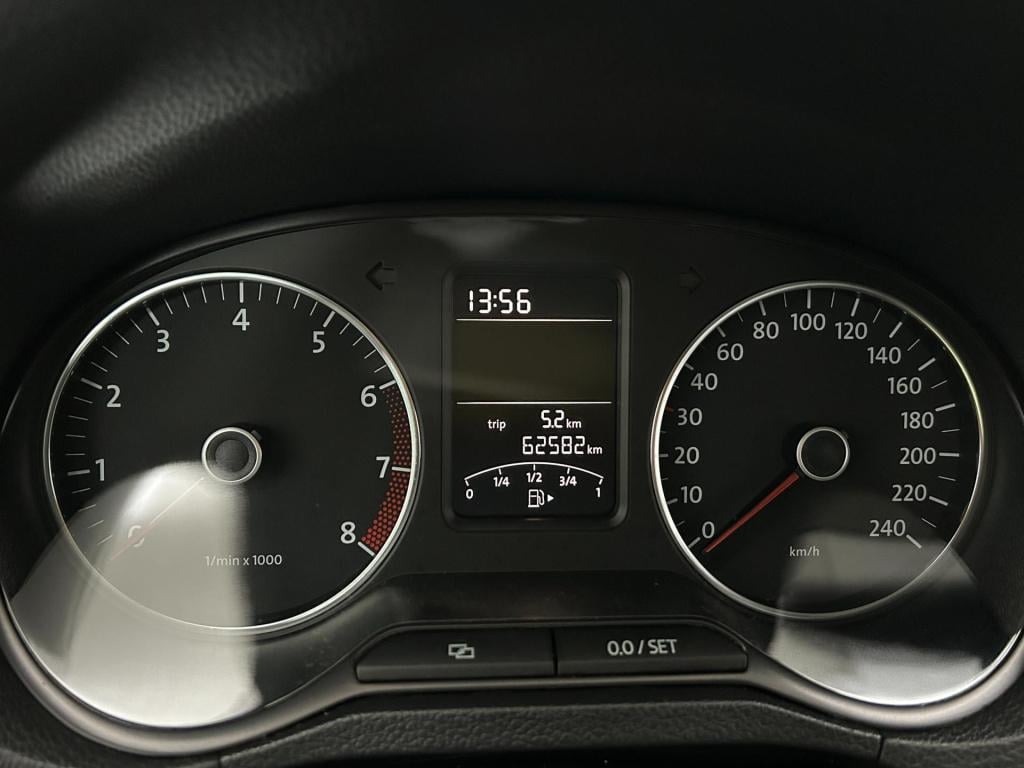 Volkswagen Polo occasion 1.2 tsi bluemotion comfortline | zwart | tweedehan