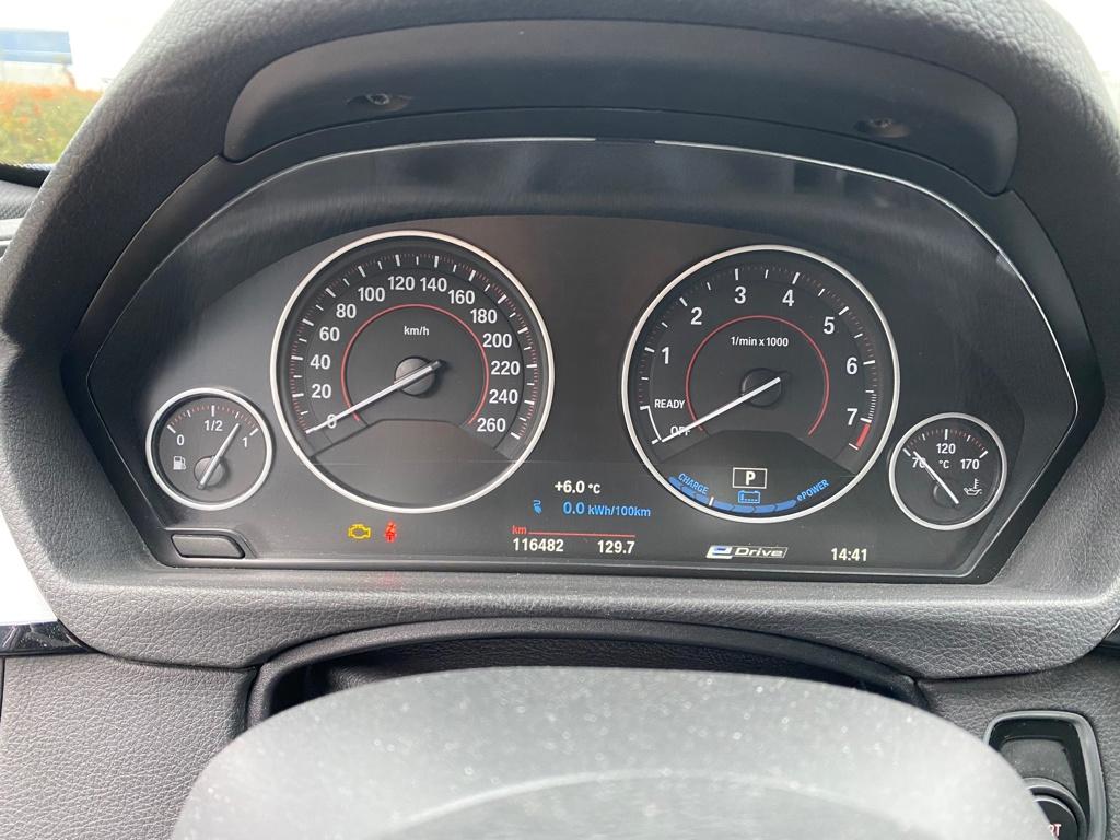 BMW 3-serie 330e