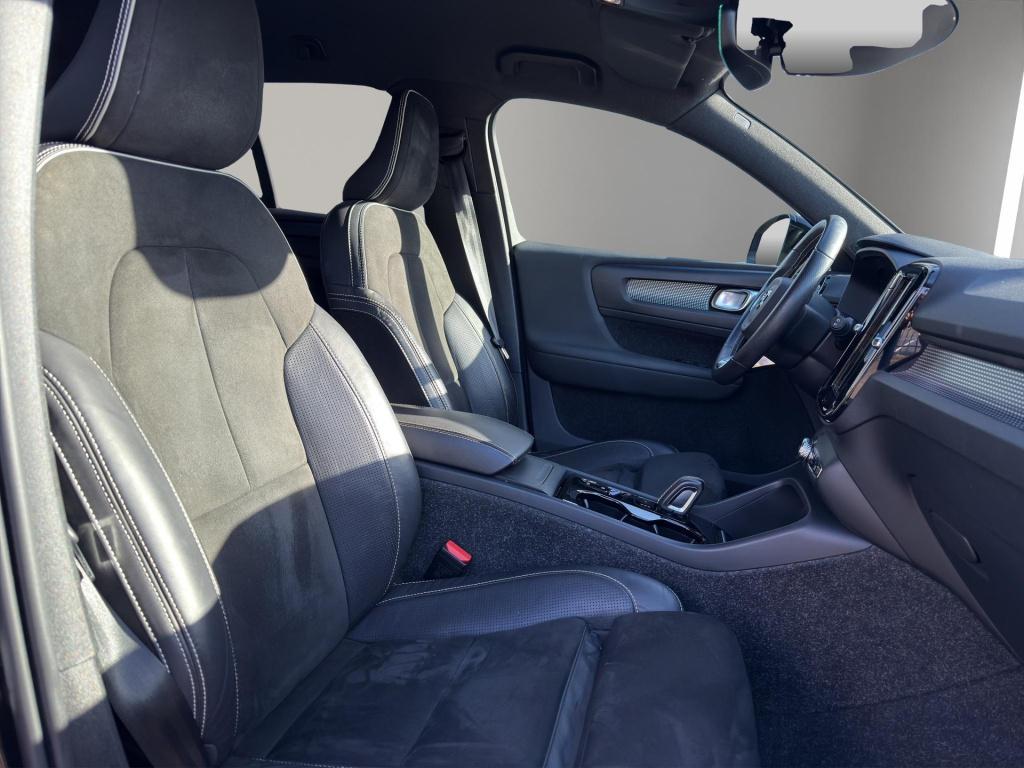 Volvo XC40 1.5 t3 r-design | camera | stoel/stuurverwarming | led | cruise 