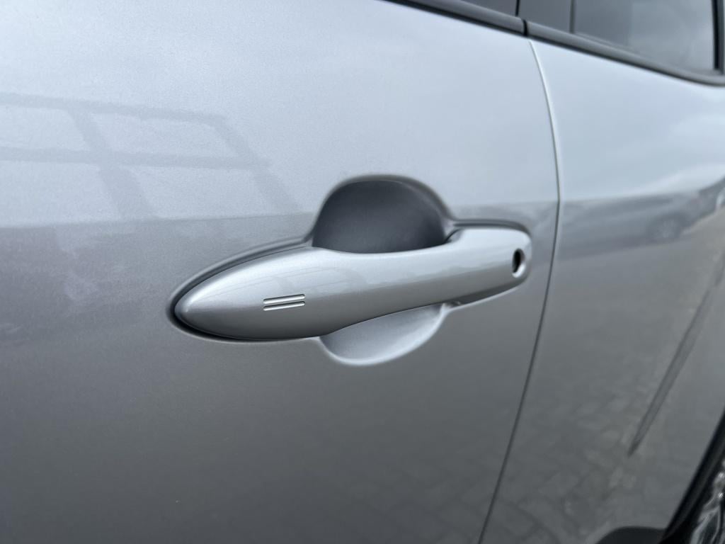 Toyota Yaris Cross 1.5 hybrid executive | head up display | 360 camera | tr