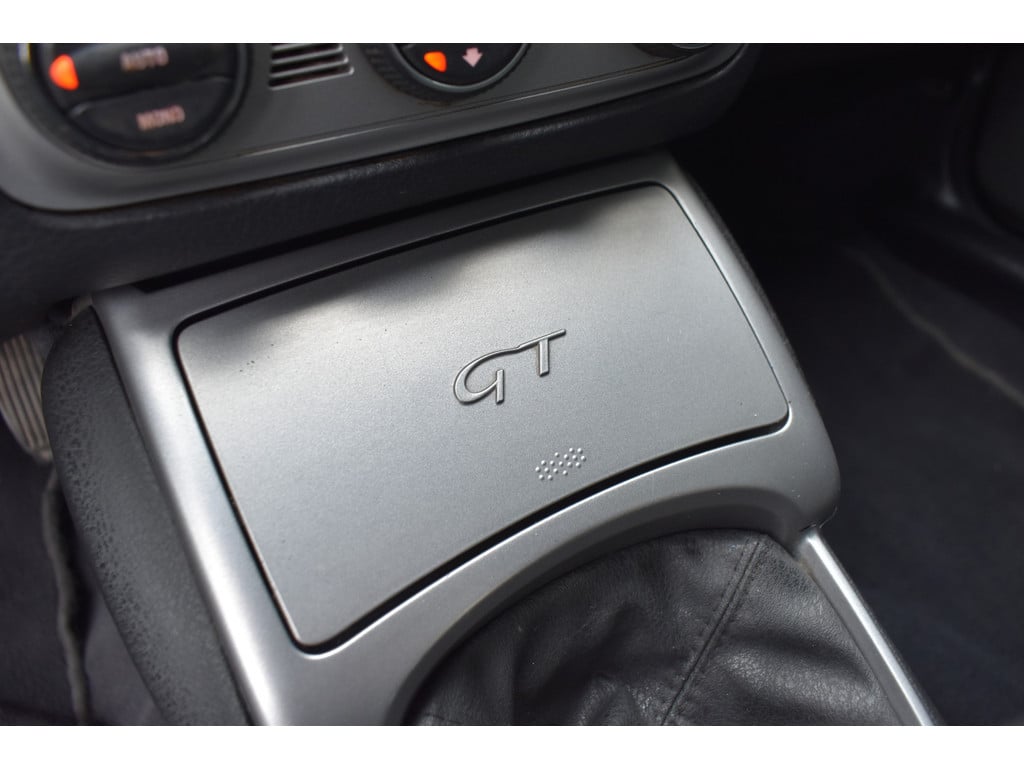 Alfa Romeo GT 2.0 jts distinctive