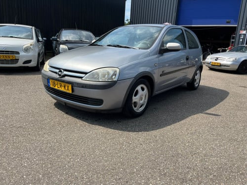 Opel Corsa 1.2- 16V Njoy
